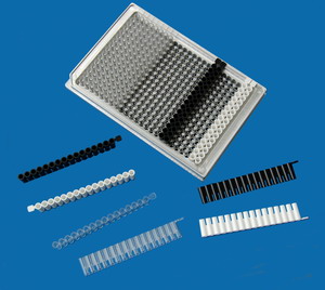 一种易拆分使用的384孔微孔反应板酶标板