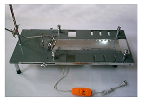 供应鼠兔解剖台（塑料板质）    700×300×110mm