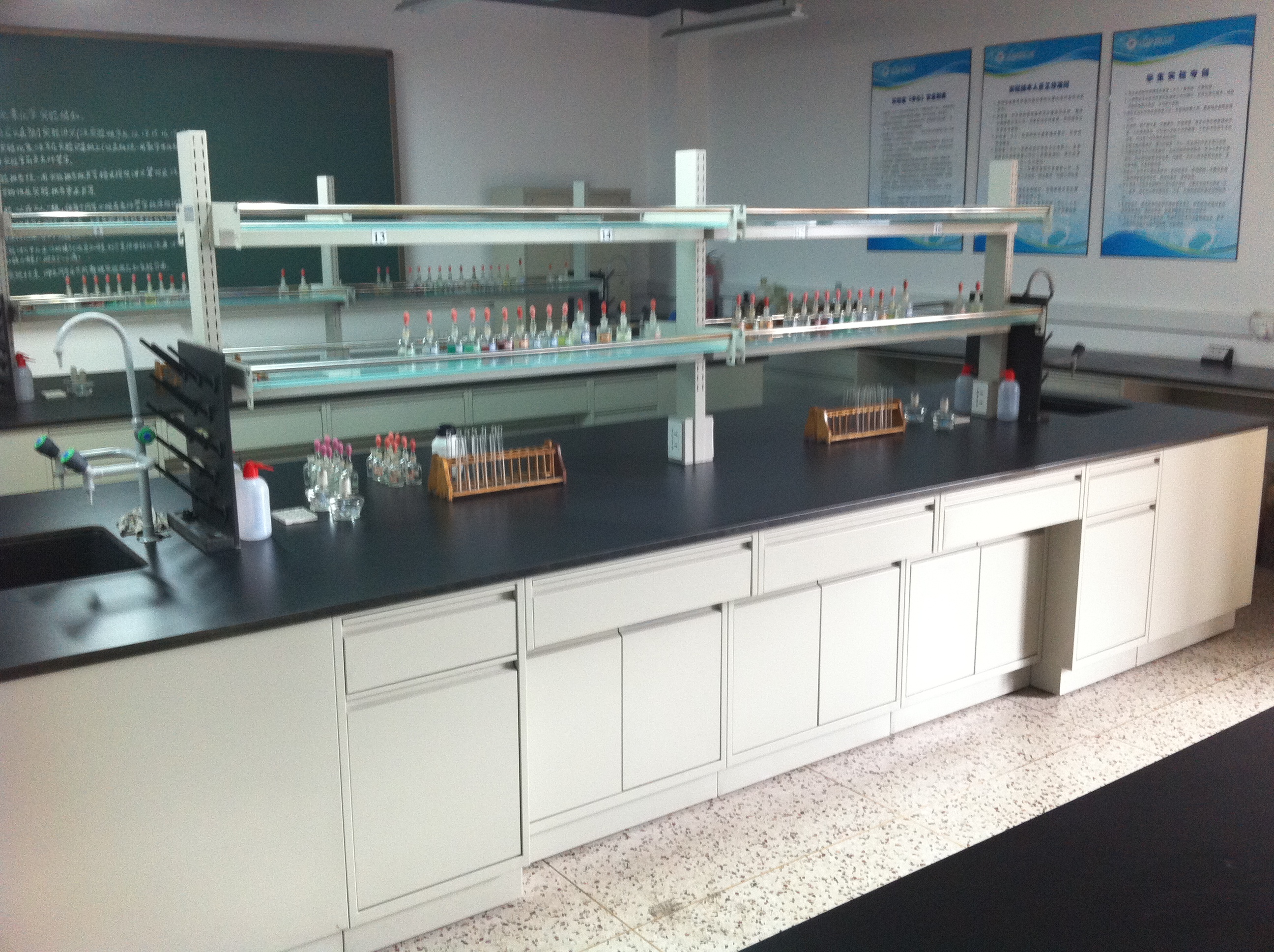 专业研究院实验台定制实验台优质优量中标厂家设计生产免费安装