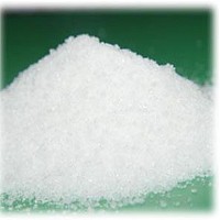 厂家直销4-氟肉桂酸459-32-5医药中间体，也可以做感光剂。主要由氟肉桂醛、丙二酸和吡啶配制