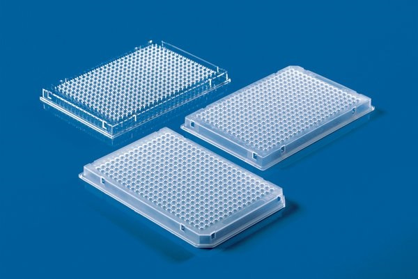 384孔PCR板，0.03ml，柔软有弹性，Real-Time PCR适用，全裙边